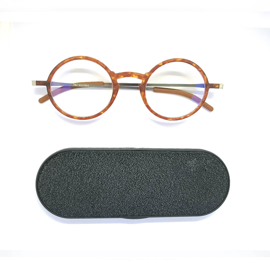 FeatherView - Round Reading Glasses with Aluminum Case